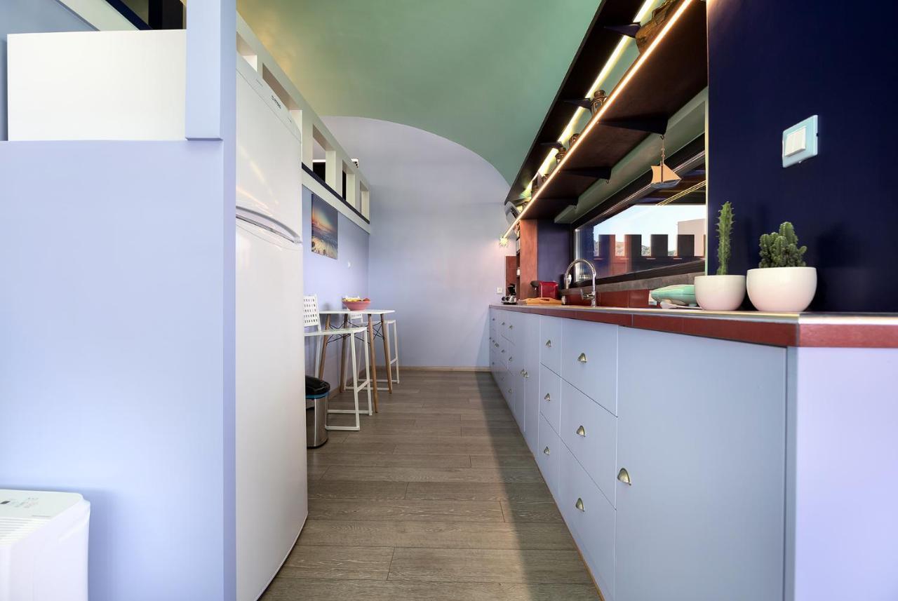Villa Menelaos Penthouse モコロス エクステリア 写真